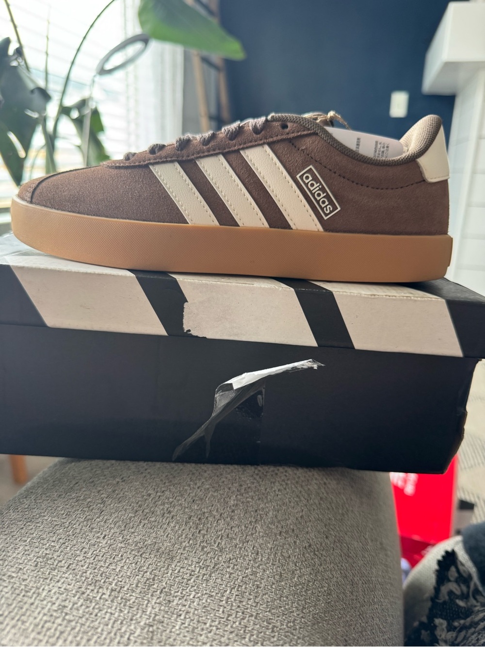 adidas VL Court 3.0 Brown/Chalk White/Gum Womens Size 9 New